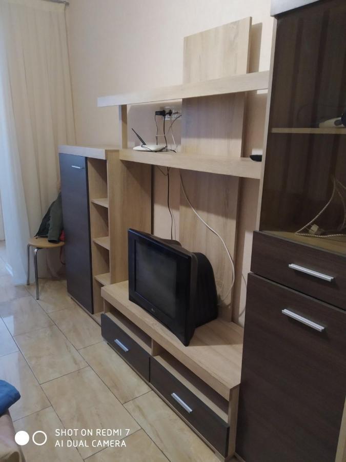 Солнечная Leilighet Kharkiv Eksteriør bilde
